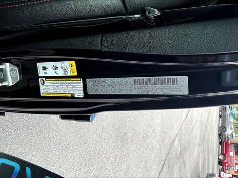 Used 2019 Jeep Wrangler Unlimited Rubicon w/ Dual Top Group image 32