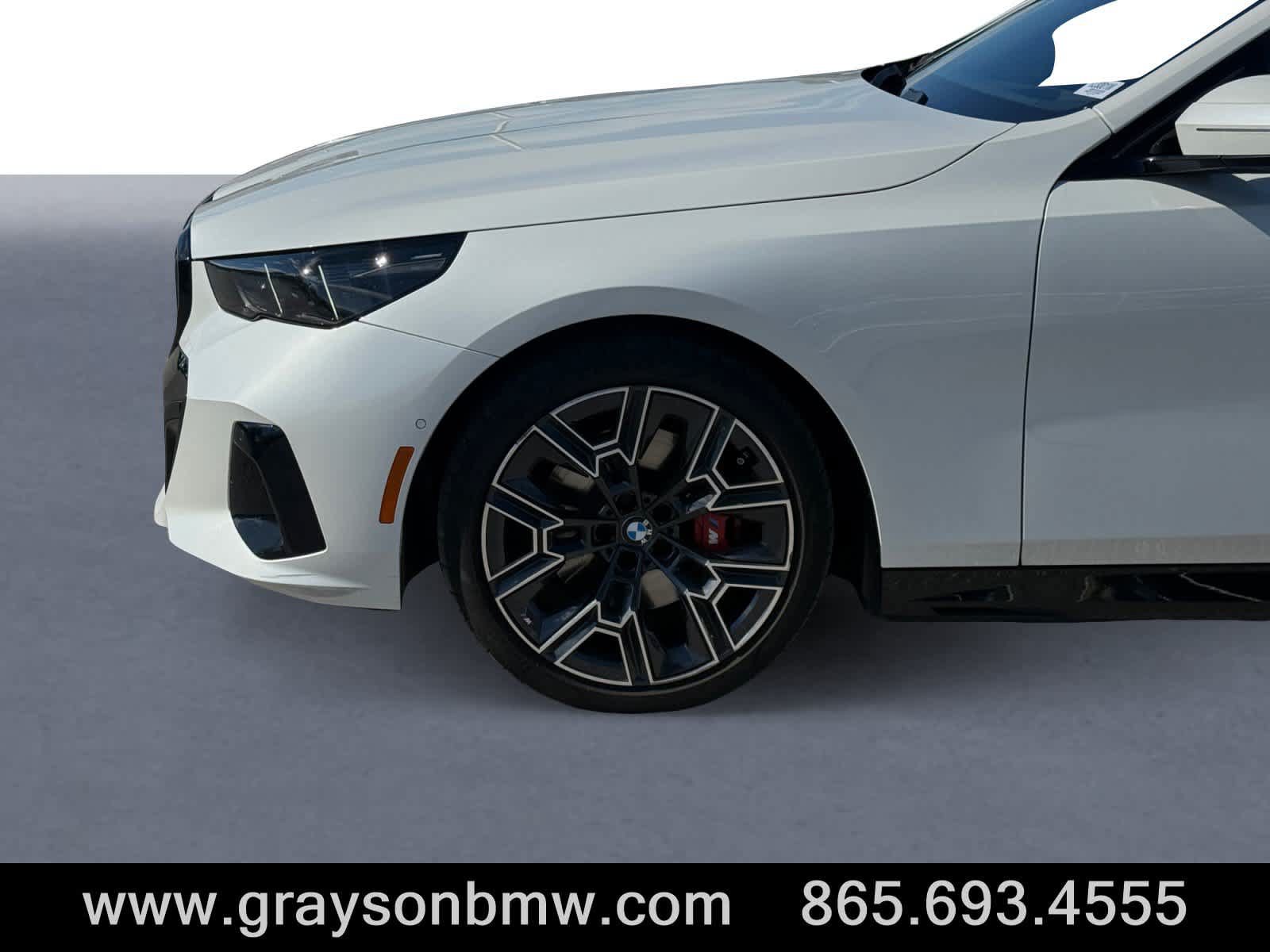 Used 2024 BMW 530i xDrive w/ M Sport Package AWD/4WD image 9