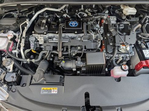 Used 2024 Toyota Corolla LE w/ LE Convenience Package image 35