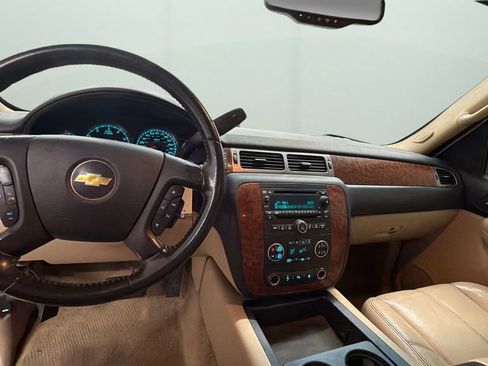 Used 2007 Chevrolet Tahoe LT w/ LT Preferred Equipment Group AWD/4WD image 10