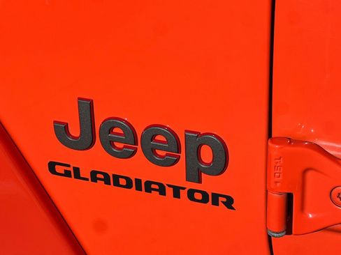 Used 2020 Jeep Gladiator Rubicon image 28