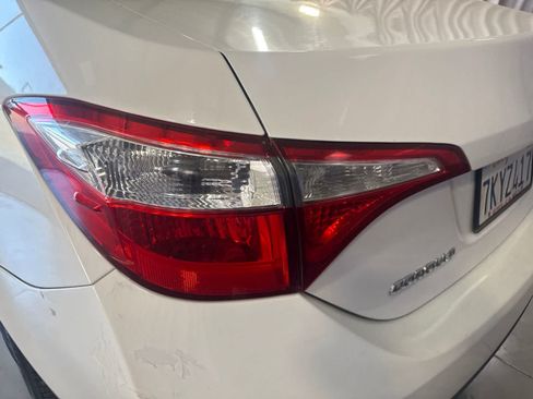 Used 2015 Toyota Corolla L FWD image 12