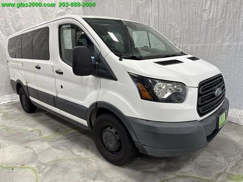 Used 2016 Ford Transit 150 XL image 2