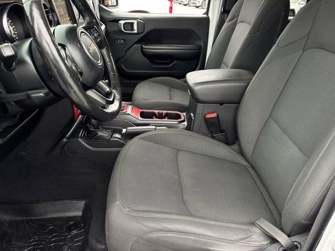 Used 2020 Jeep Wrangler Unlimited Sport S image 16