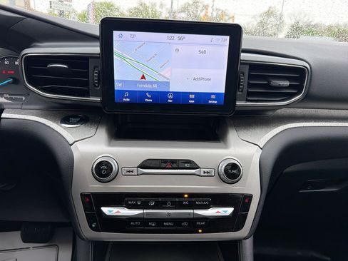 Used 2022 Ford Explorer Timberline w/ Timberline Technology Package AWD/4WD image 35