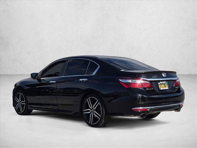 Used 2017 Honda Accord Sport image 7