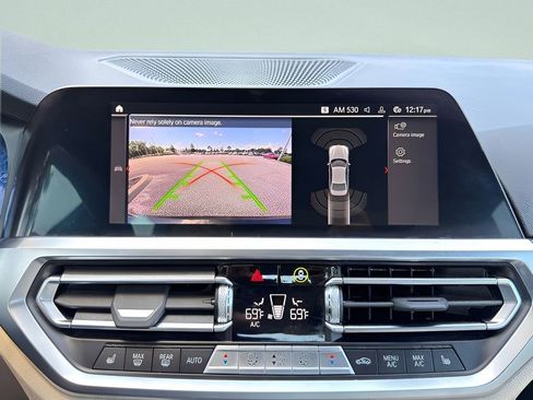 Used 2022 BMW 330i Sedan w/ Driving Assistance Package RWD image 16
