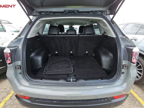 Used 2022 Jeep Compass Limited image 8