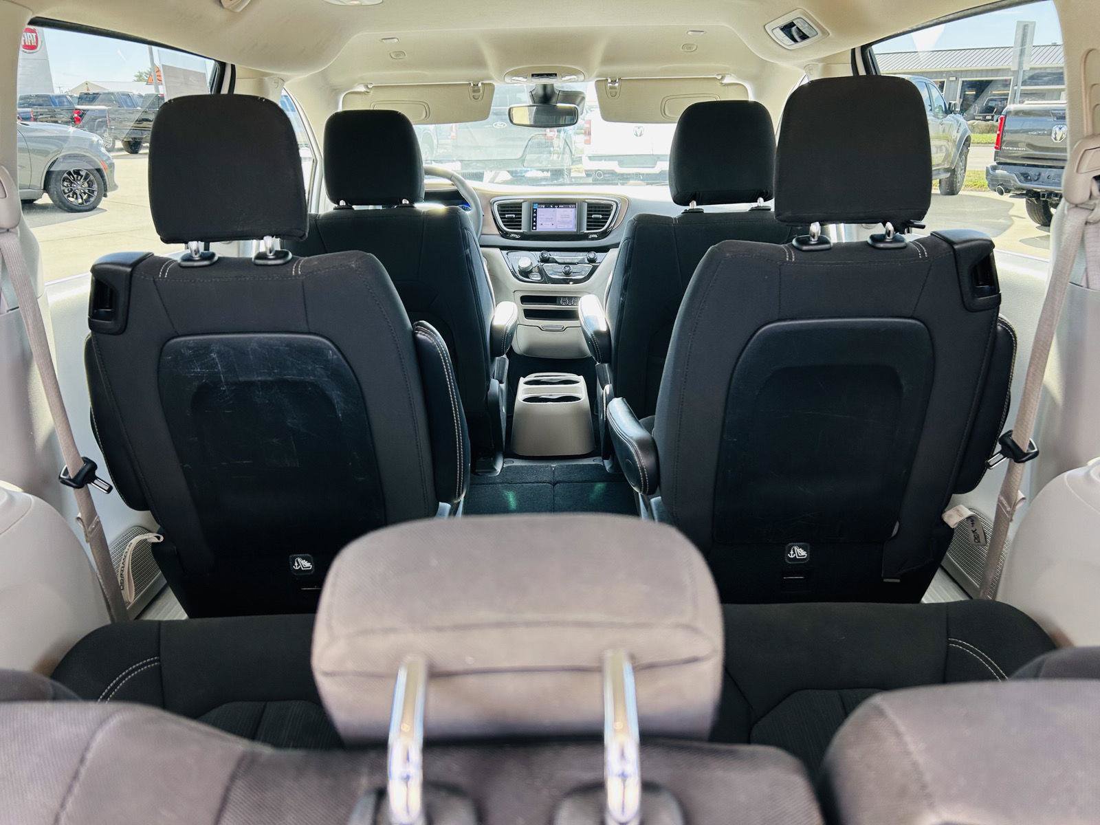 Used 2023 Chrysler Voyager LX FWD image 26