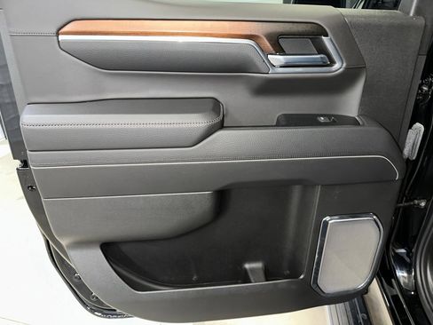 Used 2024 GMC Sierra 1500 Denali w/ Denali Reserve Package image 20