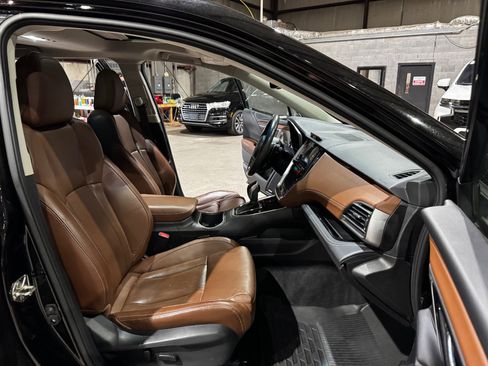 Used 2020 Subaru Outback Touring w/ Popular Package #2 image 26