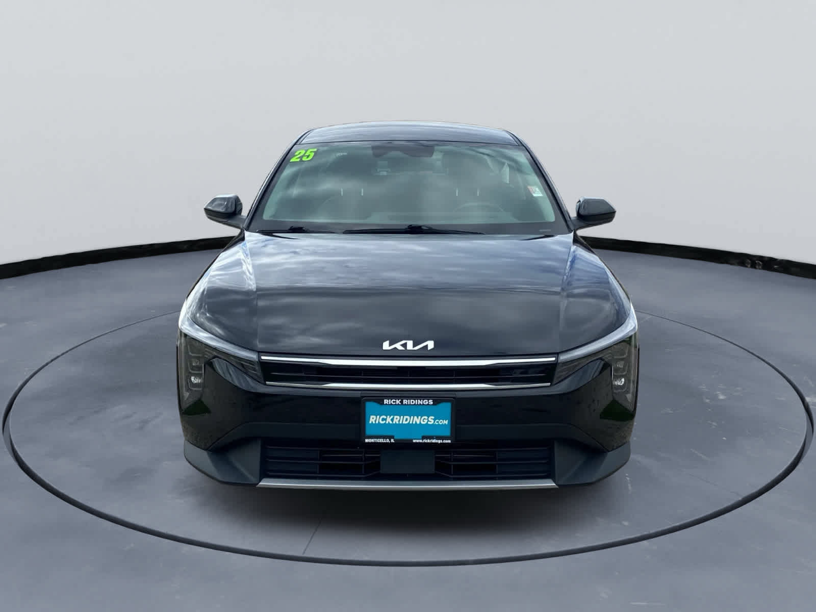 Used 2025 Kia K4 EX FWD image 2