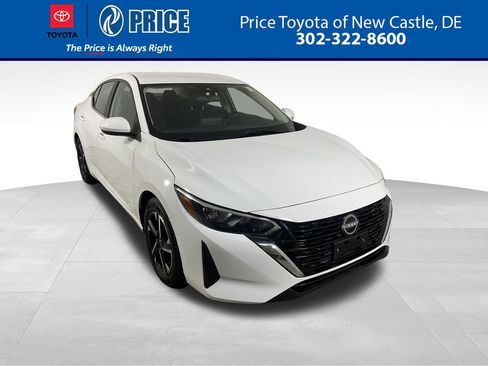 Used 2024 Nissan Sentra SV FWD image 1