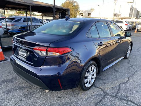 Used 2024 Toyota Corolla LE FWD image 8