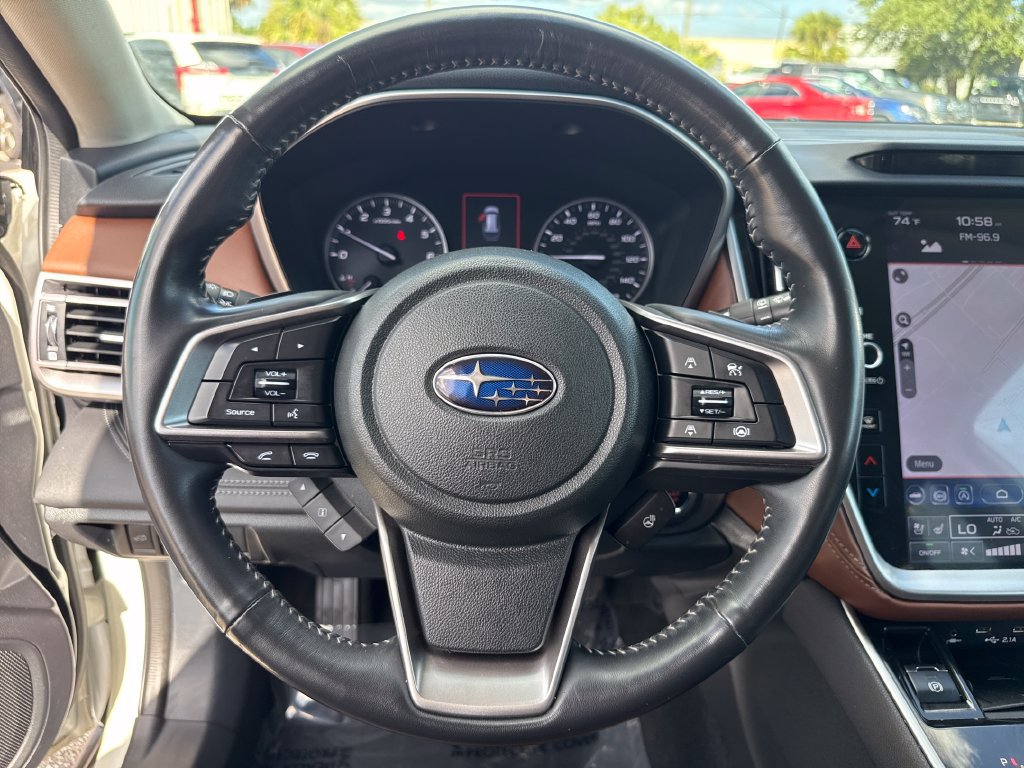Used 2022 Subaru Outback Touring AWD/4WD image 14