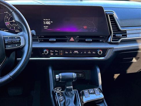 Used 2023 Kia Sportage SX image 18