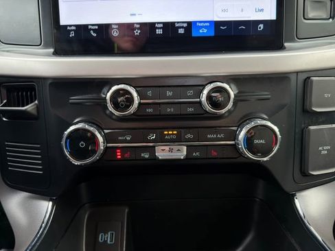 Used 2023 Ford F150 Lightning XLT image 33