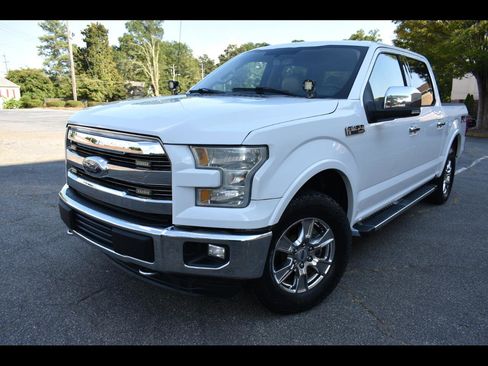 Used 2015 Ford F150 Lariat image 1