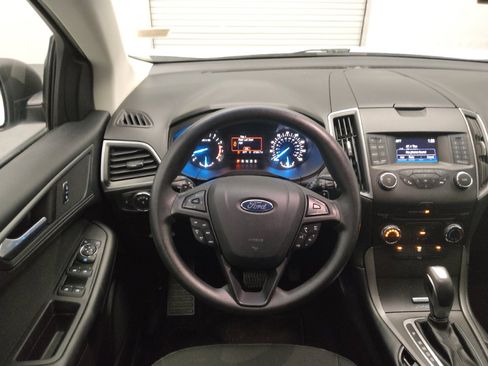 Used 2017 Ford Edge SE FWD image 22