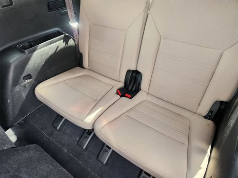 Used 2020 Kia Sorento LX w/ LX I4 Convenience Package image 26