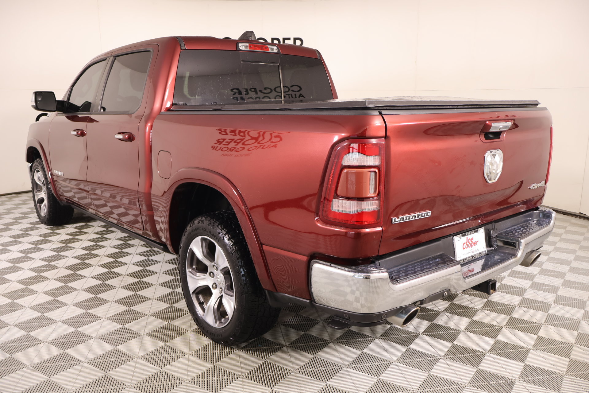 Used 2019 RAM 1500 Laramie AWD/4WD image 24