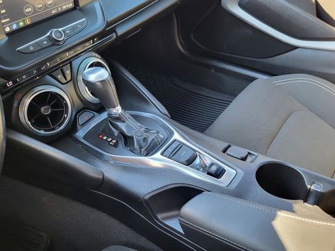 Used 2019 Chevrolet Camaro LT image 27
