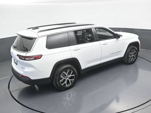 Used 2025 Jeep Grand Cherokee L Limited RWD image 48