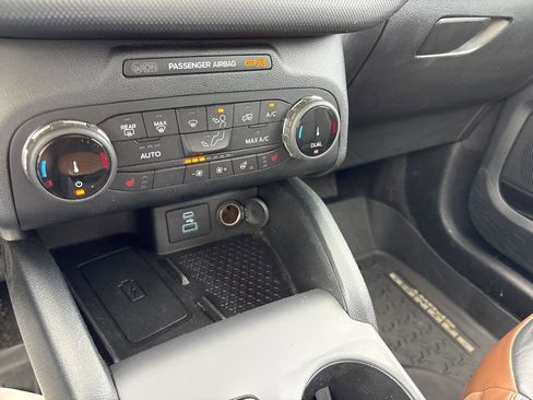 Used 2022 Ford Bronco Sport Outer Banks w/ Tech Package AWD/4WD image 30