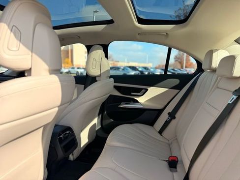 New 2026 Mercedes-Benz E 350 4MATIC Sedan image 20