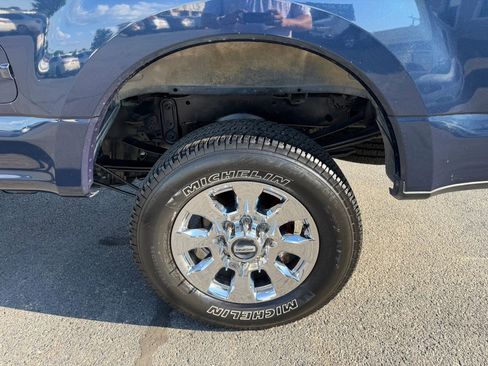 Used 2017 Ford F250 Lariat w/ Lariat Value Package AWD/4WD image 19