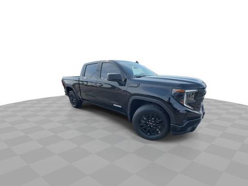 Used 2022 GMC Sierra 1500 Elevation image 2