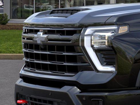 New 2026 Chevrolet Silverado 2500 LT image 14