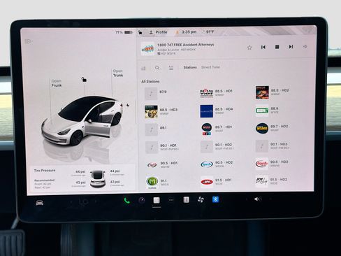 Used 2023 Tesla Model 3 Standard Range RWD image 29