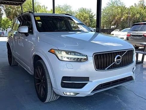 Used 2016 Volvo XC90 T6 Momentum w/ Momentum Plus Package AWD/4WD image 3