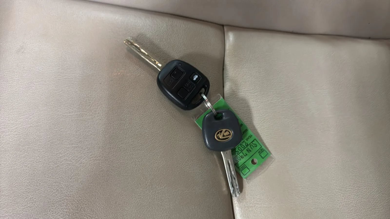 Used 2005 Lexus RX 330 AWD w/ Premium Plus Pkg image 23