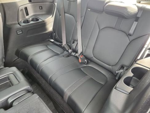 Used 2023 Honda Pilot Touring image 33