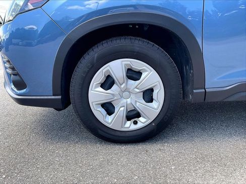 Used 2022 Subaru Forester AWD/4WD image 7
