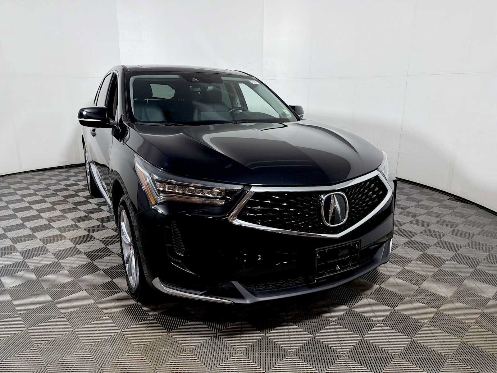 Used 2024 Acura RDX SH-AWD image 2