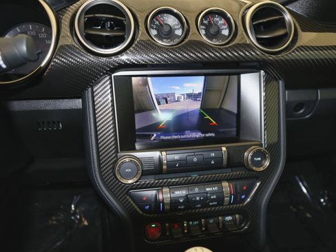 Used 2020 Ford Mustang Shelby GT350 w/ Technology Package image 32