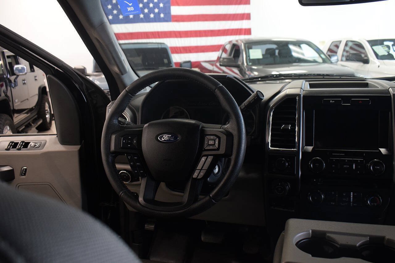 Used 2016 Ford F150 XLT AWD/4WD image 25