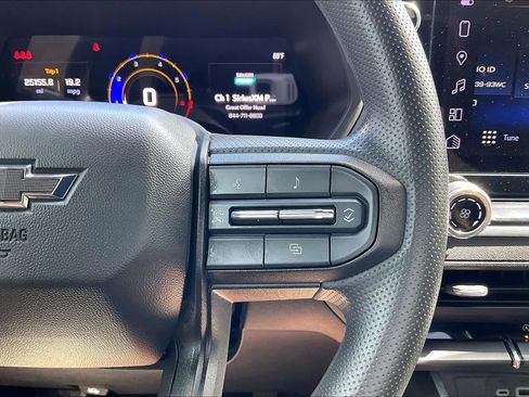 Certified 2024 Chevrolet Colorado Trail Boss w/ Technology Package image 19