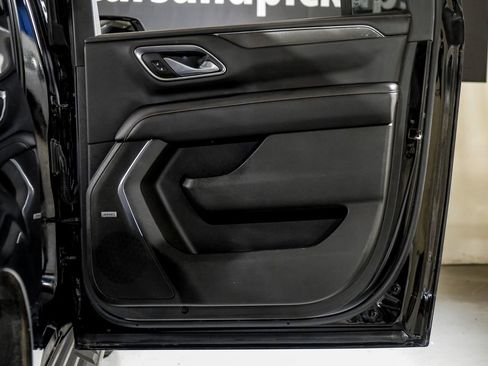 Used 2021 GMC Yukon XL AT4 w/ Rear Media and Nav Package image 41