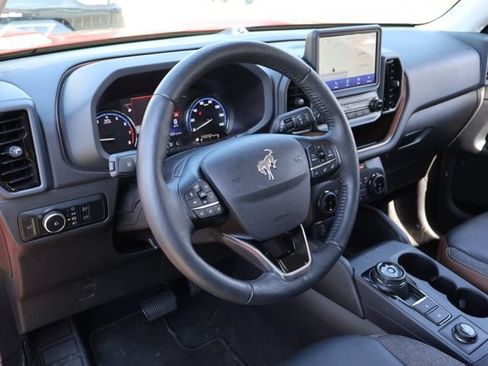 Used 2023 Ford Bronco Sport Outer Banks w/ Tech Package AWD/4WD image 6