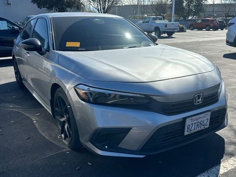 Certified 2022 Honda Civic Sport image 2