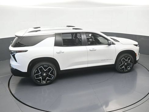 Used 2025 Chevrolet Traverse High Country FWD image 59