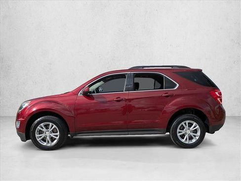 Used 2017 Chevrolet Equinox LT image 9