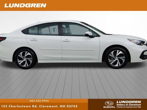 Used 2023 Subaru Legacy Premium AWD/4WD image 2