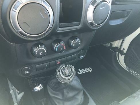 Used 2011 Jeep Wrangler Sport image 20