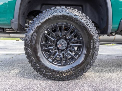 New 2026 Chevrolet Silverado 2500 ZR2 w/ LPO, Dark Essentials Package AWD/4WD image 44