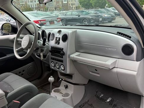Used 2006 Chrysler PT Cruiser Touring FWD image 14
